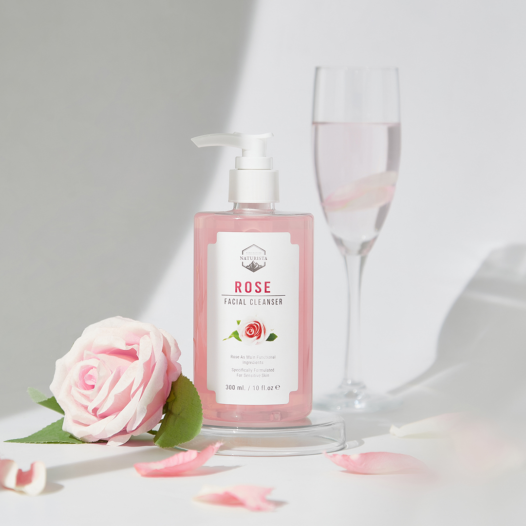 Naturista Rose Facial Cleanser 300ml  เจลล้างหน้าจากสารสกัดกุหลาบ ช่วยกระตุ้นการสร้าง Collagen ช่วยให้รูขุมขนดูกระชับ สูตรอ่อนโยน ช่วยให้ความชุ่มชื่น ปราศจากสิ่งสกปรกตกค้าง ผิวหน้ากลับมาใสอีกครั้ง